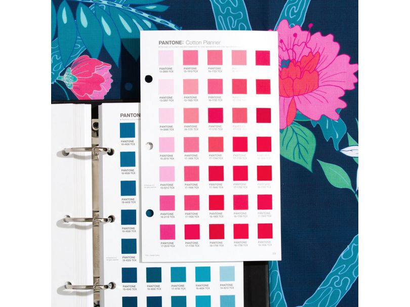 Каталог цветов Pantone FHI Cotton Planner