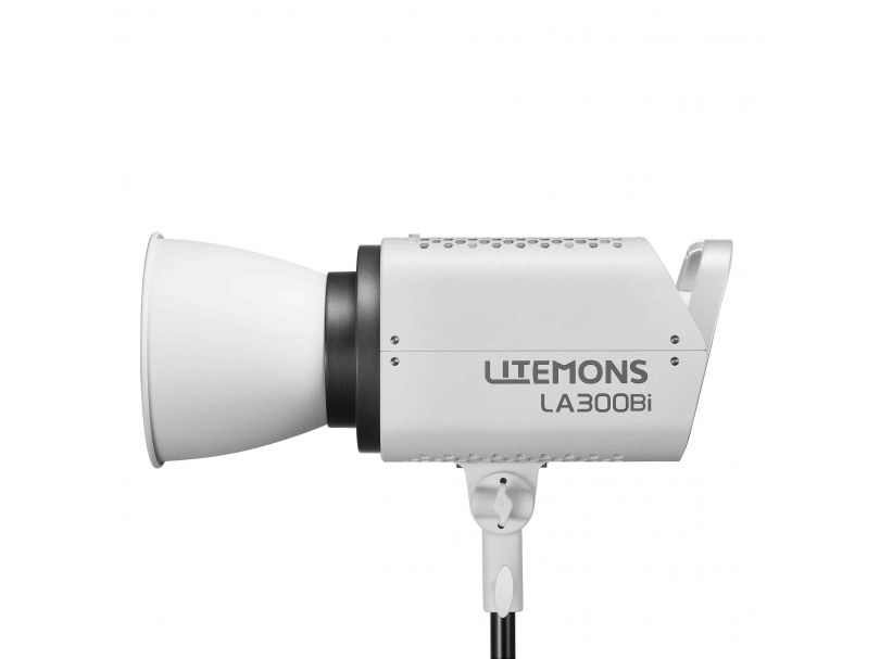 Комплект светодиодных осветителей Godox LITEMONS LA300Bi K3