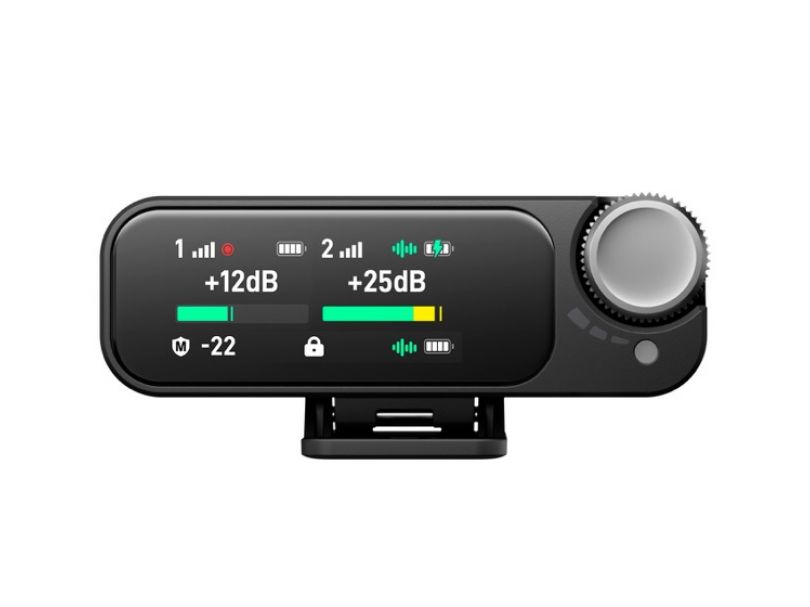 Ultra 03 (TX+TX+RX) Радиосистема 2,4Гц приемник + 2 передатчика в кейсе с подзарядкой + 2 петличных микрофона, 3,5мм/USB-C/Lightning, цвет черный
