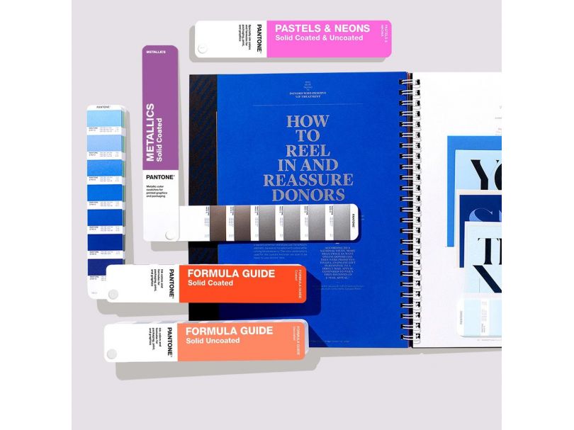 Набор цветовых справочников (веера) Pantone Solid Guide Set