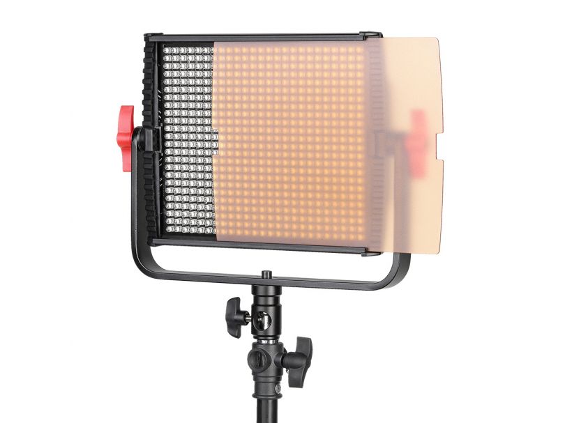 Осветитель светодиодный Falcon Eyes FlatLight 600 LED