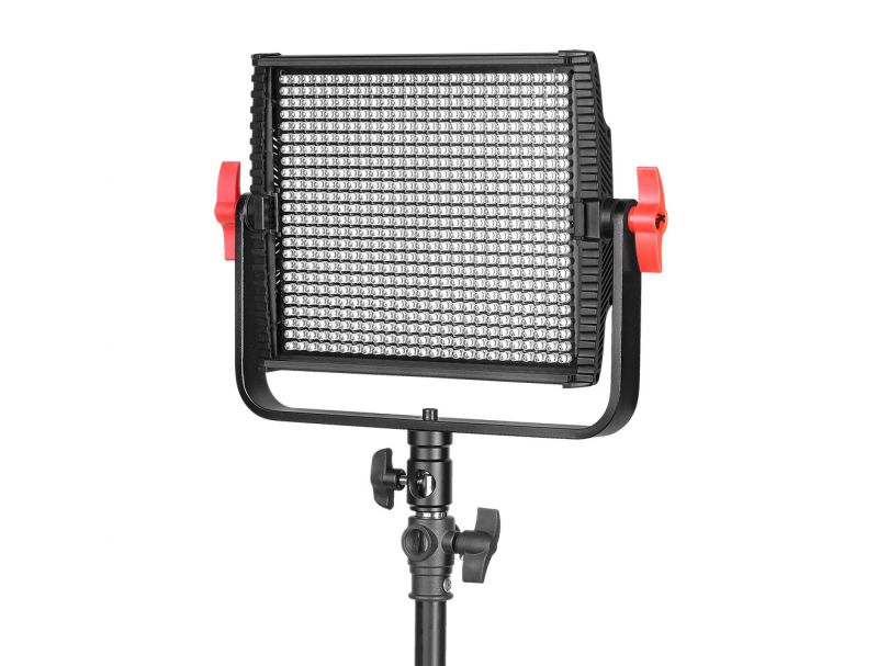 Осветитель светодиодный Falcon Eyes FlatLight 600 LED