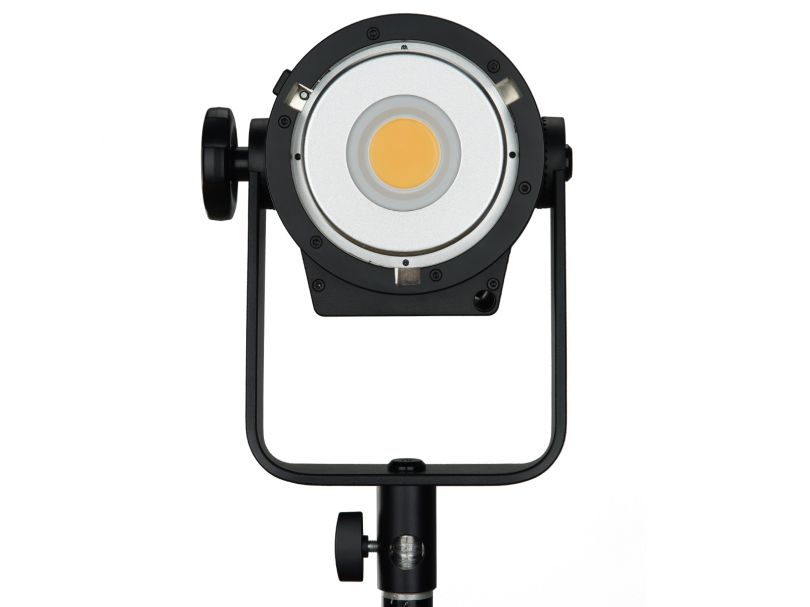Осветитель светодиодный Godox VL150 (без пульта)