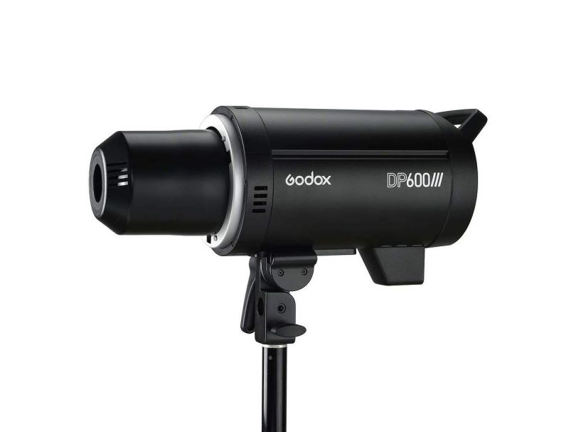 Вспышка студийная Godox DP600III