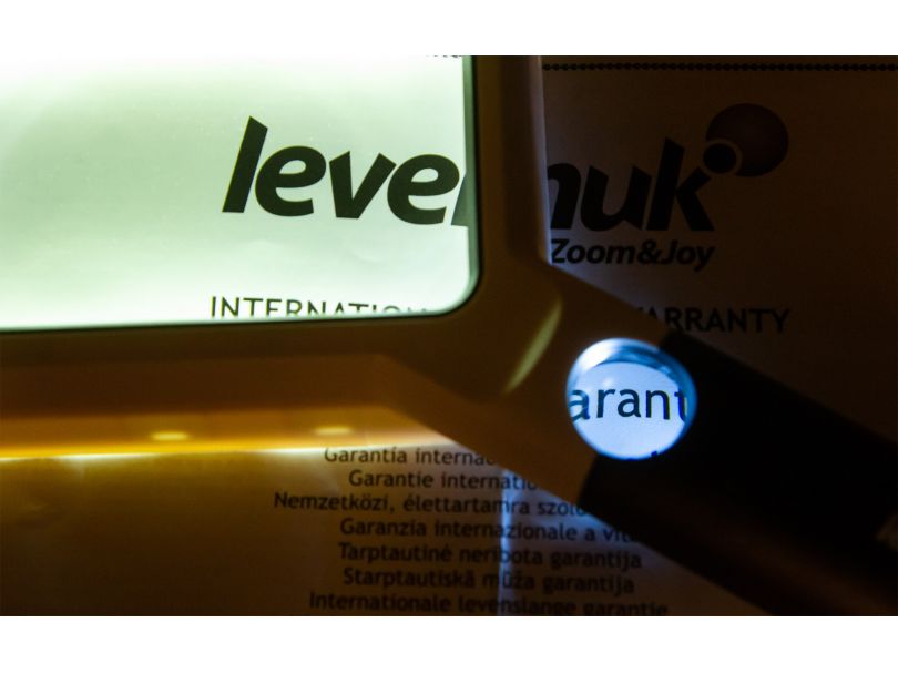 Лупа для чтения Levenhuk Zeno Read ZR18