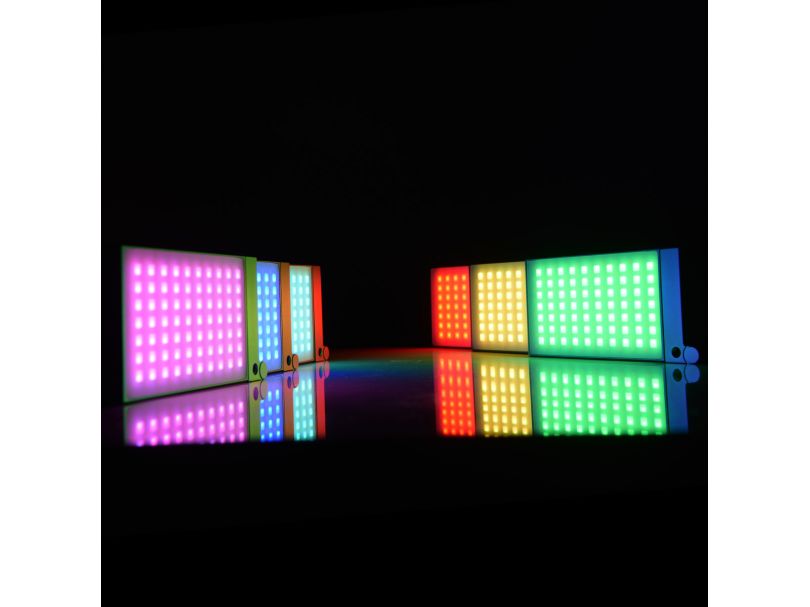 Осветитель светодиодный Godox RGB Mini Creative M1 накамерный