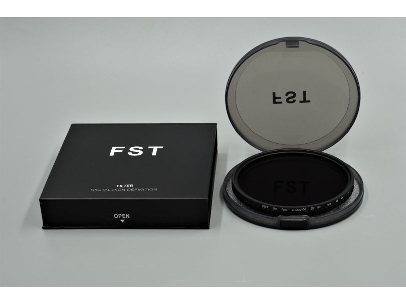 Нейтральный фильтр переменной плотности FST 82mm Nano-X Vari-ND 8-128